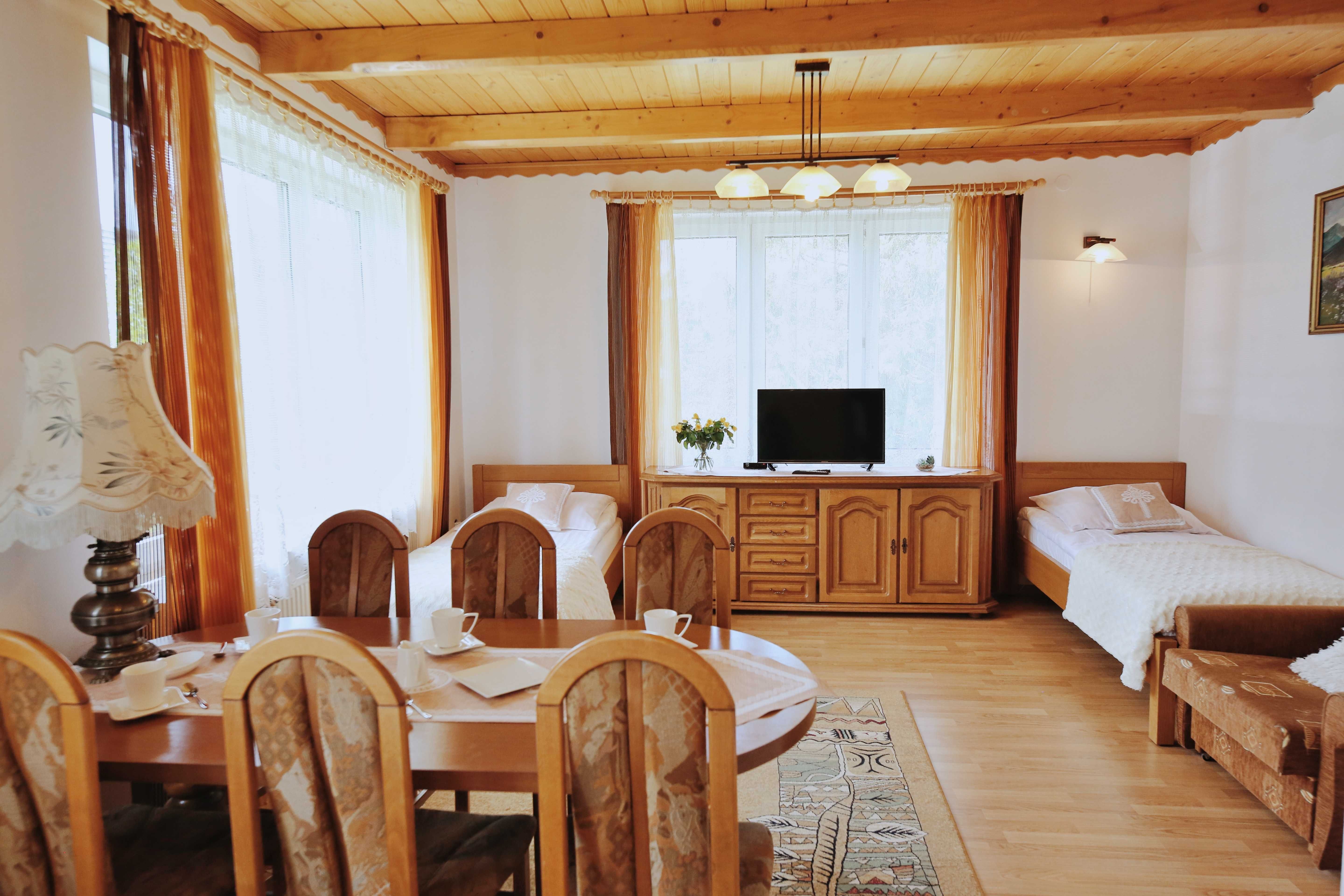 Przestronny apartament 4-osobowy dla rodzin - Dom Emilia Zakopane